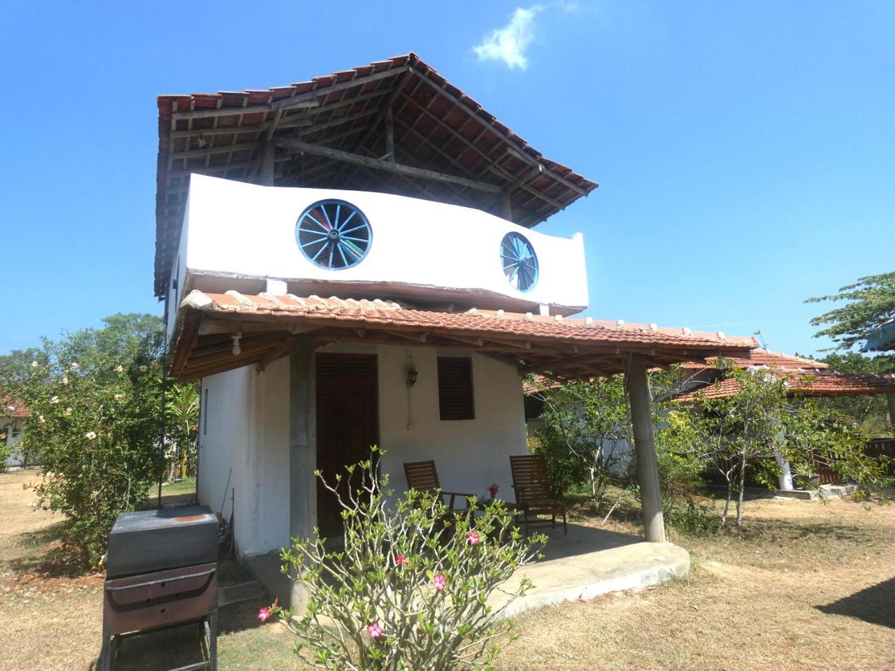Apartamento Sunshine Cafe Tangalle Exterior foto